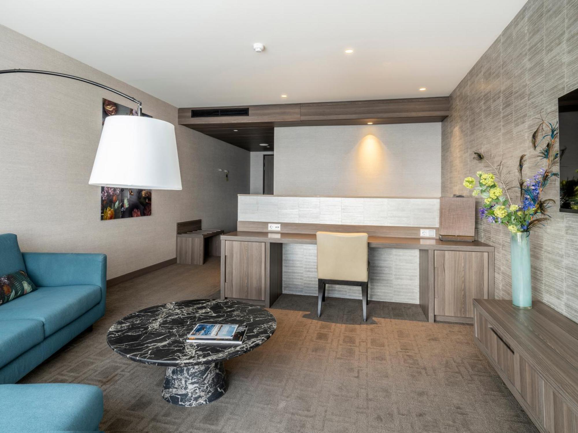 Van Der Valk Hotel Zwolle Εξωτερικό φωτογραφία