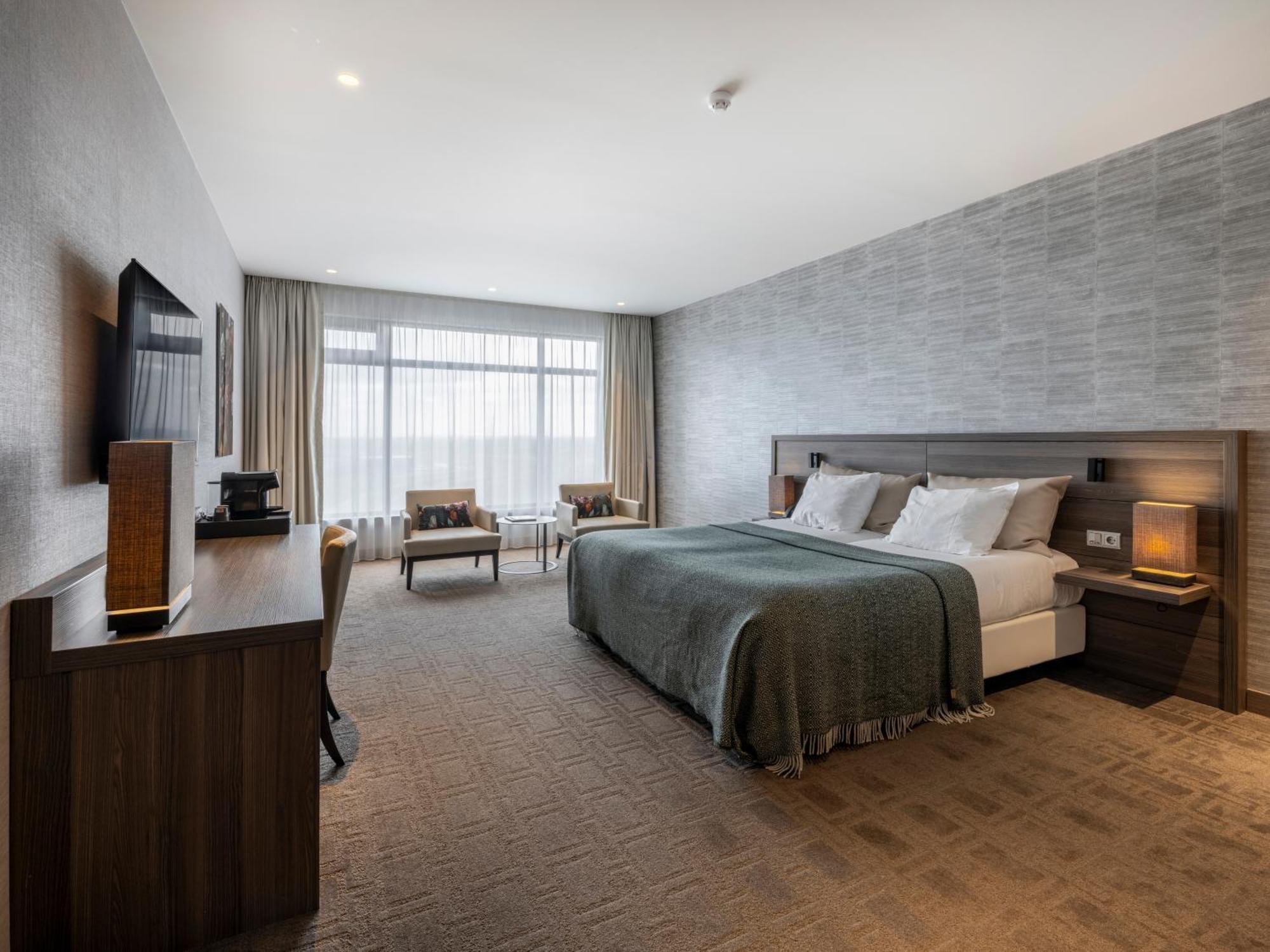 Van Der Valk Hotel Zwolle Εξωτερικό φωτογραφία